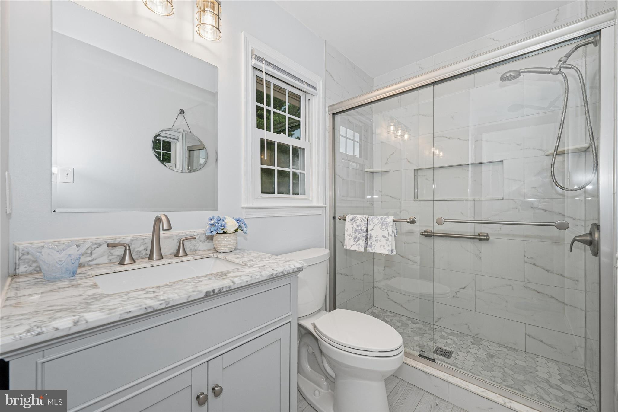 6596 East Lakeridge Road New Market, MD 21774 - Photo 42 of 131 Main Level Upgraded Bathroom