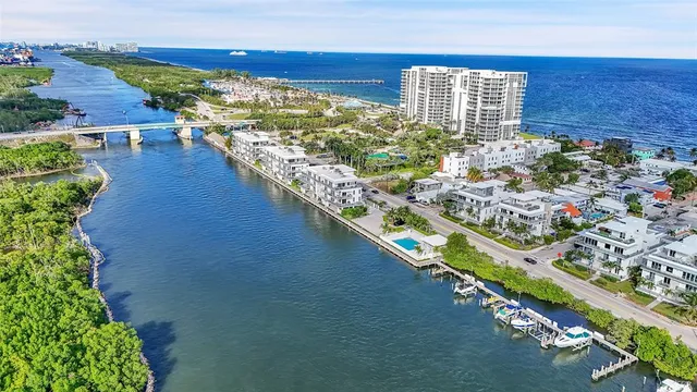 $2,899,000 | 356 Balboa Street, Hollywood, FL 33019