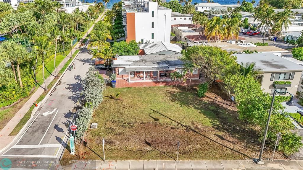 356 Balboa Street Hollywood, FL 33019 - Photo 4 of 15