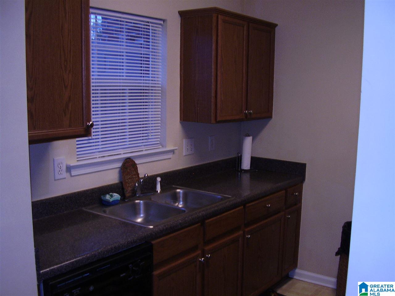 3045 Summit Drive Fultondale, AL 35068 - Photo 4 of 10