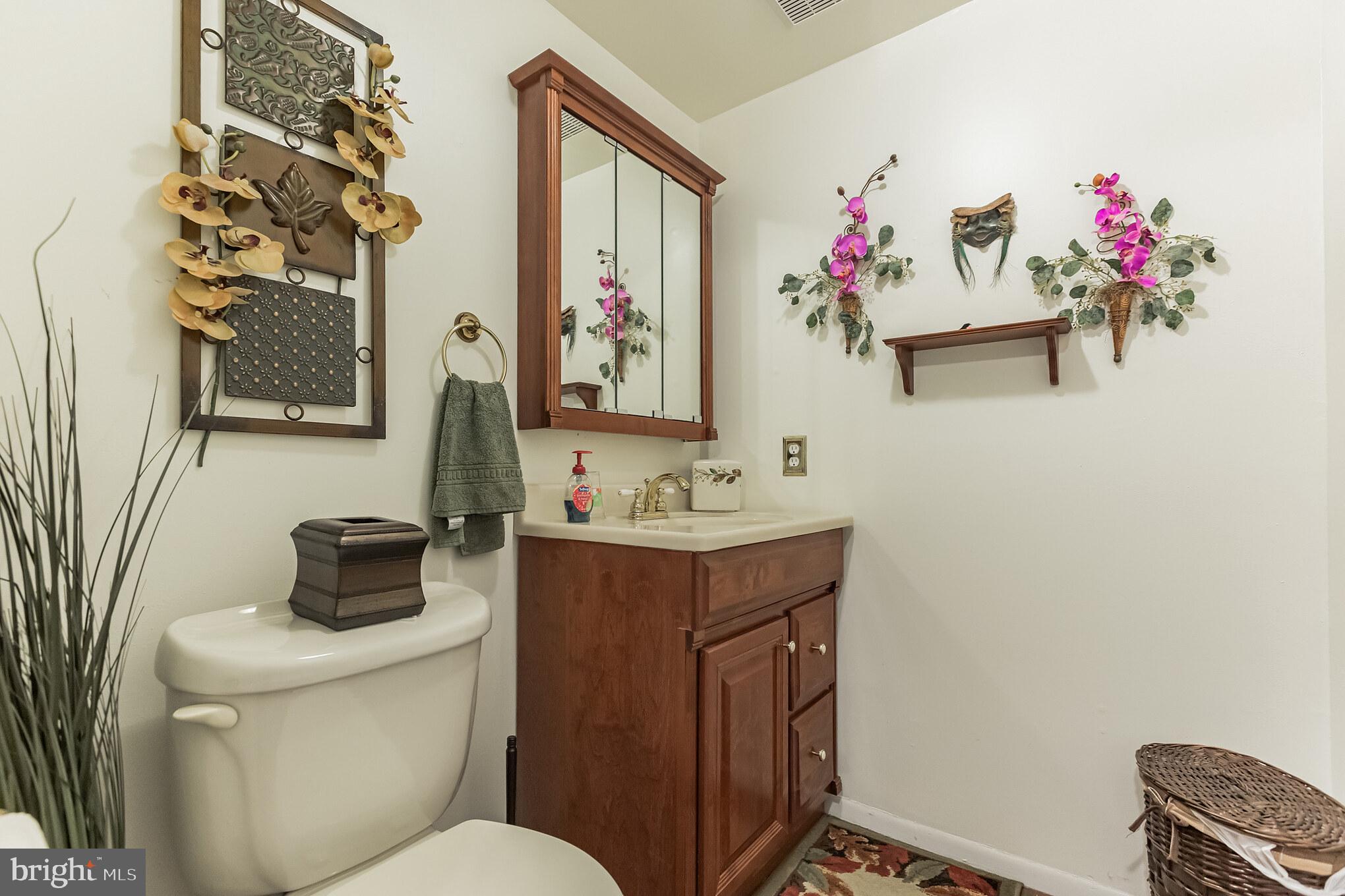 7391 Ridge Avenue Philadelphia, PA 19128 - Photo 13 of 30 Gallery Image 13