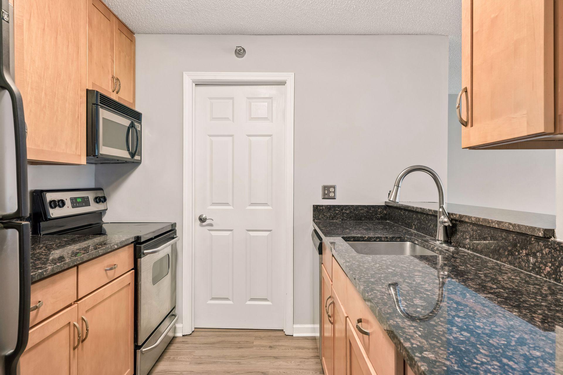 6155 Chasewood Parkway, Unit 1 Minnetonka, MN 55343 - Photo 14 of 40 Gallery Image 14