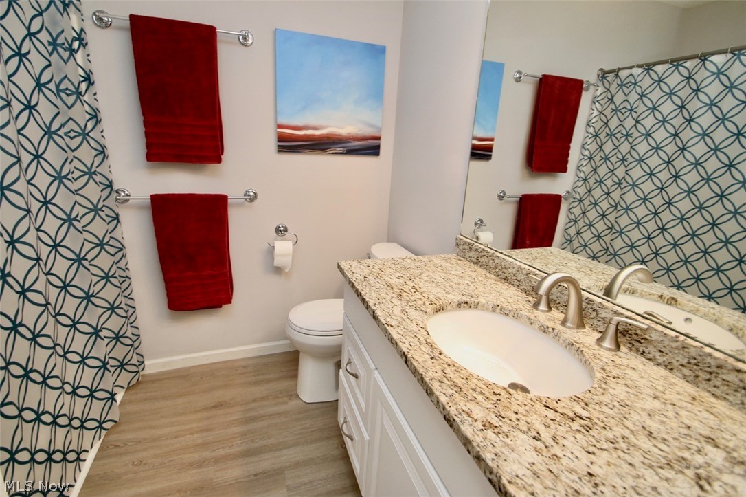 9846 Johnnycake Ridge Road Mentor, OH 44060 - Photo 36 of 42 Second Floor Full Bath