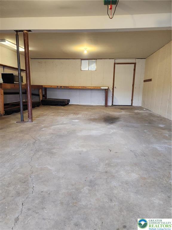 614 East Main Street Bath, PA 18014 - Photo 7 of 8