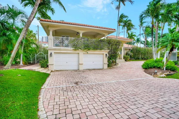 $7,250 | 290 East Fern Drive, Boca Raton, FL 33432