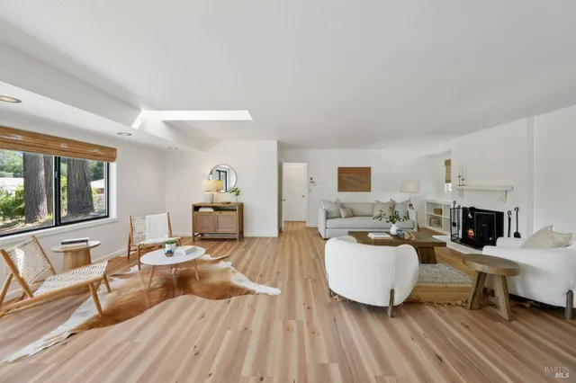 $1,595,000 | 447 Sparkes Road, Sebastopol, CA 95472