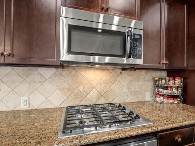 $529,000 | 11319 North Via Napoli Drive, Fresno, CA 93730