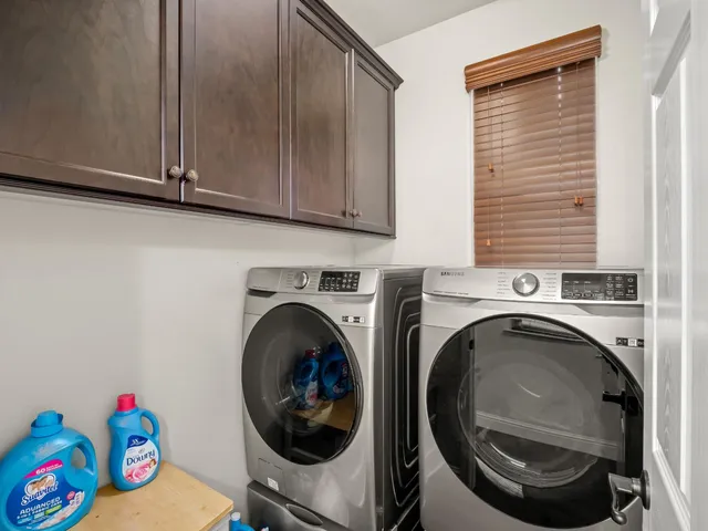 $529,000 | 11319 North Via Napoli Drive, Fresno, CA 93730