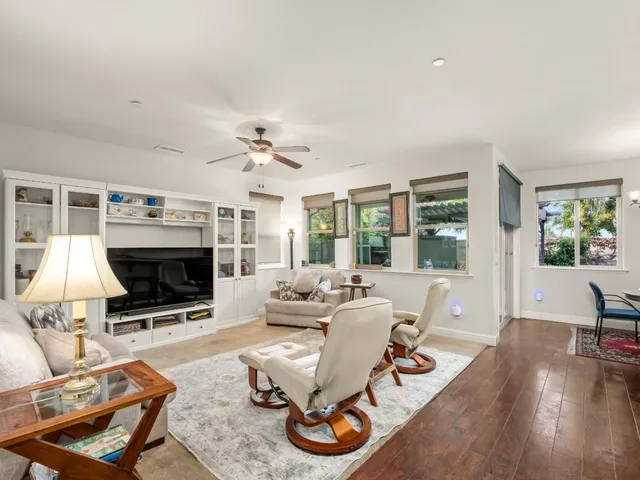 $529,000 | 11319 North Via Napoli Drive, Fresno, CA 93730