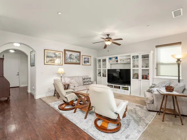 $529,000 | 11319 North Via Napoli Drive, Fresno, CA 93730