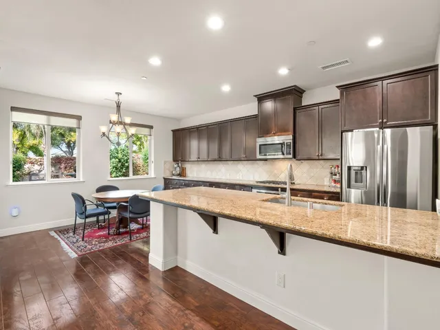 $529,000 | 11319 North Via Napoli Drive, Fresno, CA 93730