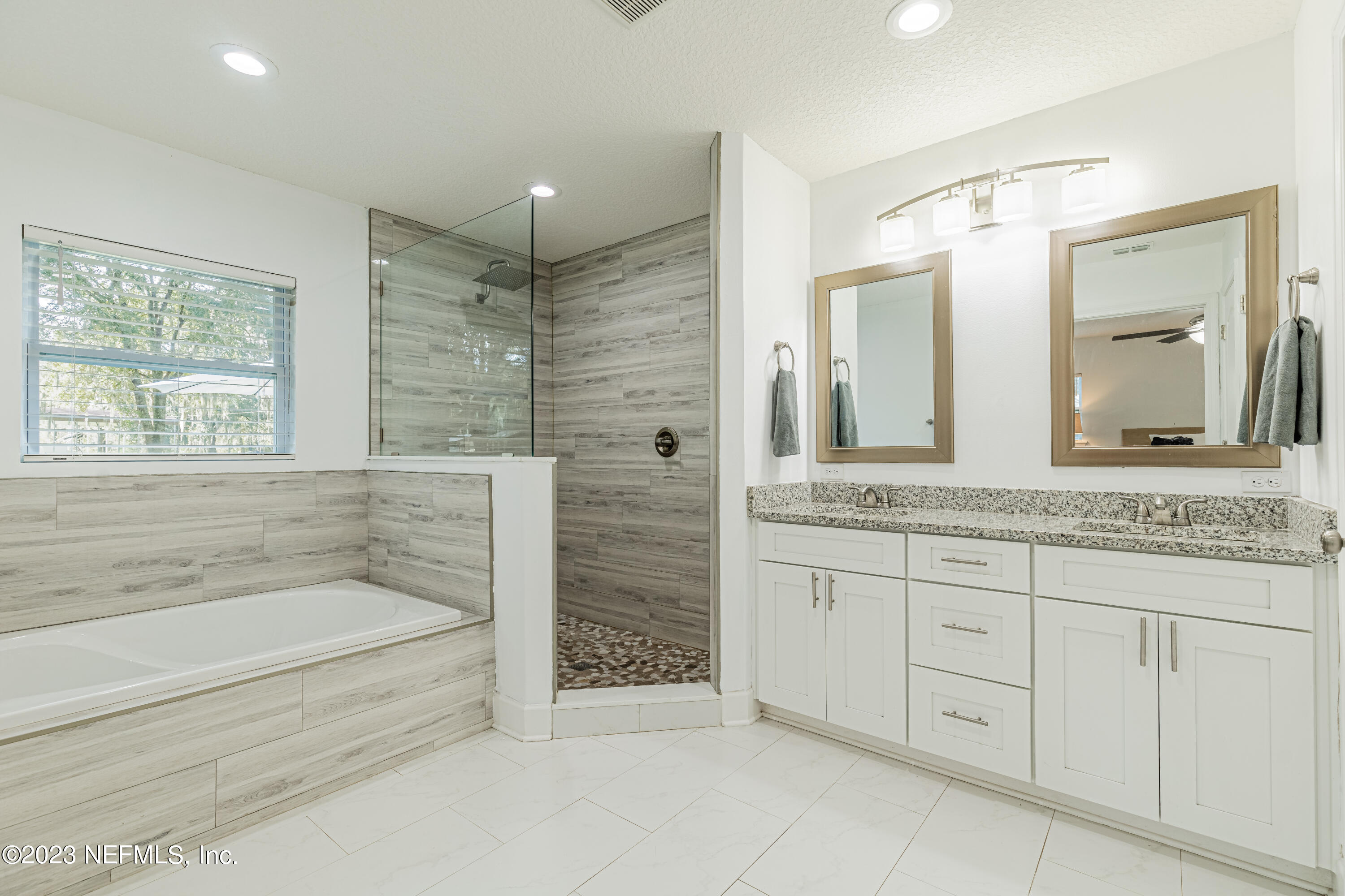 1483 Rivers Road Green Cove Springs, FL 32043 - Photo 33 of 70 Primary Bathroom