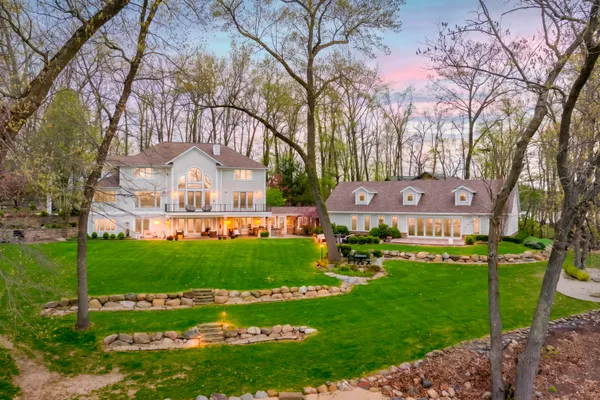 $1,980,000 | 14286 Peninsula Drive, Galesburg, MI 49053
