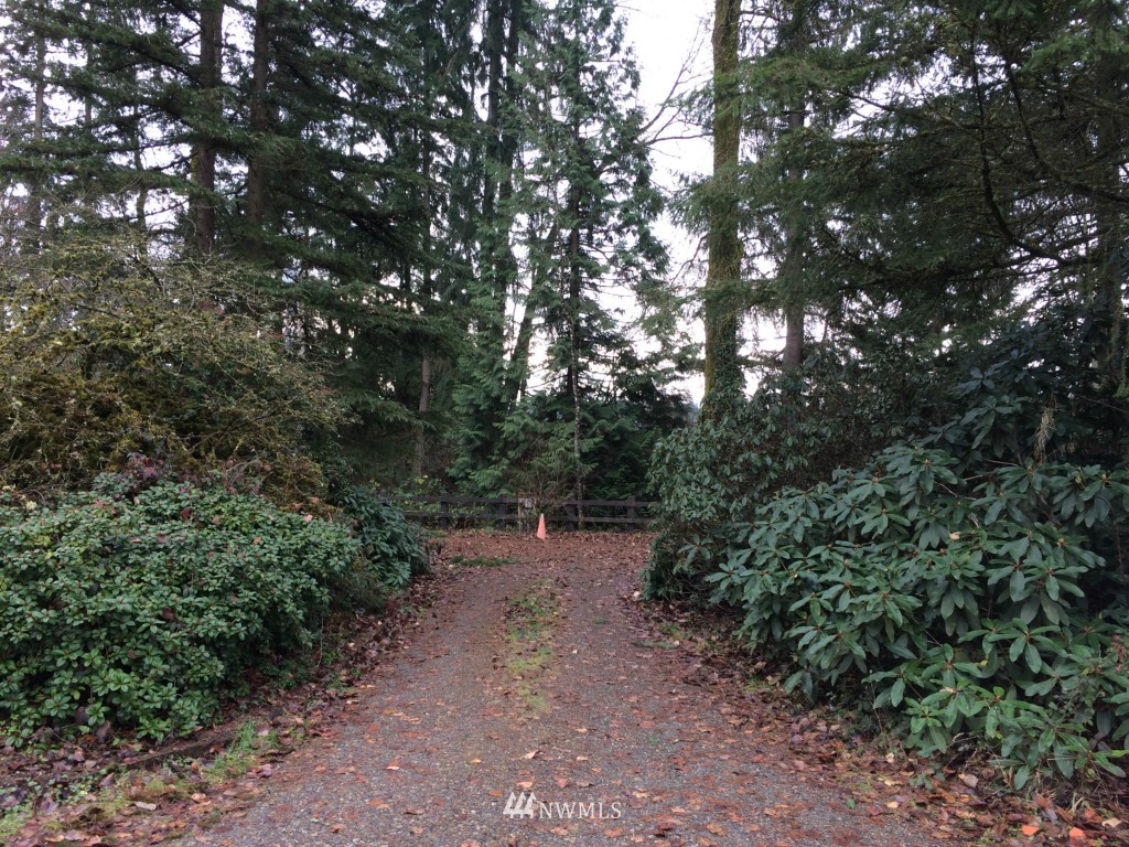 16347 Southeast May Valley Road Renton, WA 98059 - Photo 14 of 16 Gallery Image 14