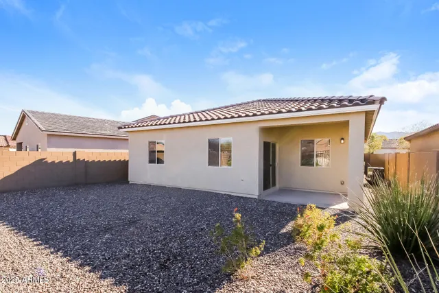 $1,950 | 8632 South 40th Lane, Laveen, AZ 85339