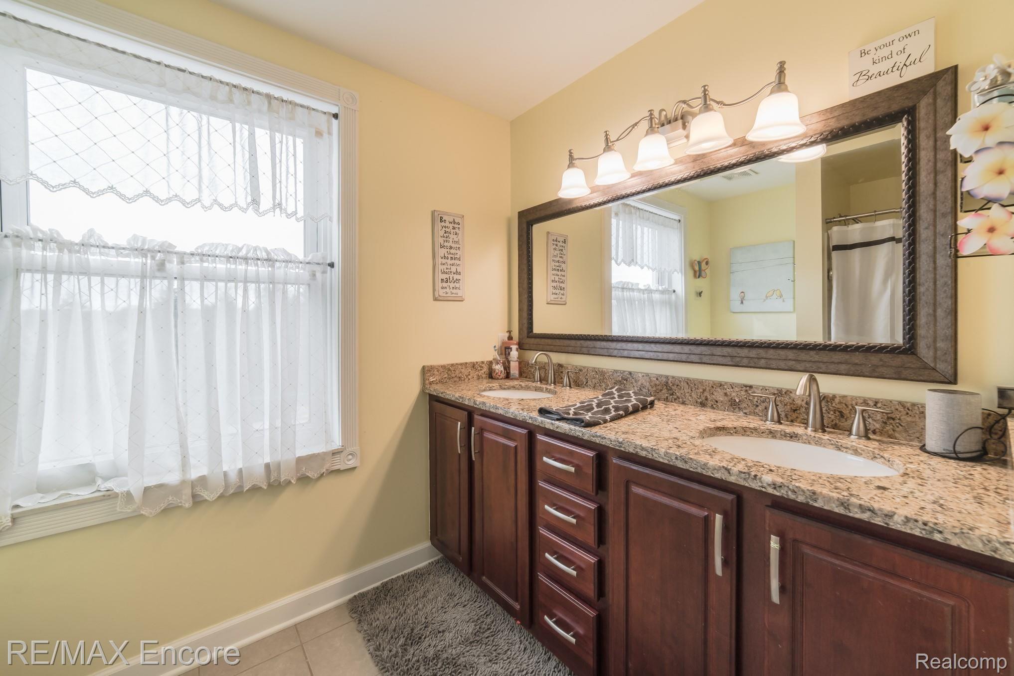 9039 Davisburg Road Clarkston, MI 48348 - Photo 39 of 68 9039 Davisburg-37.jpg