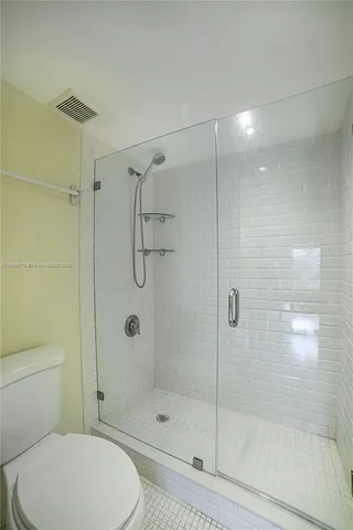 $1,650 | 3760 Inverrary Drive, Unit 3G, Lauderhill, FL 33319