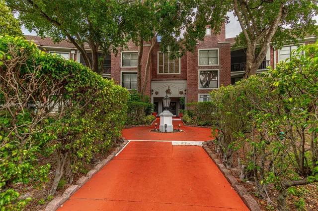 $1,650 | 3760 Inverrary Drive, Unit 3G, Lauderhill, FL 33319