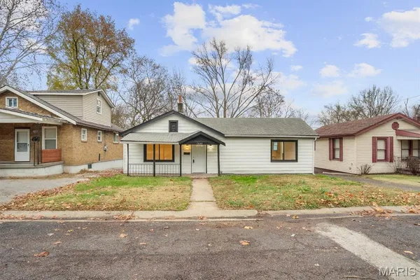 $89,000 | 5444 Janet Avenue, Jennings, MO 63136