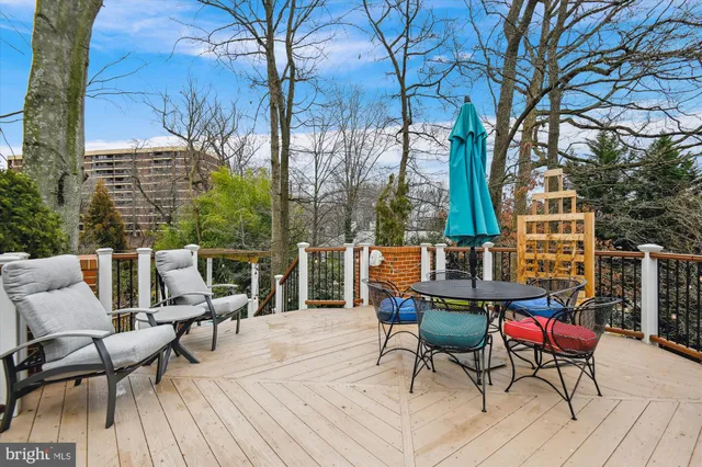 a view of a terrace with seating area