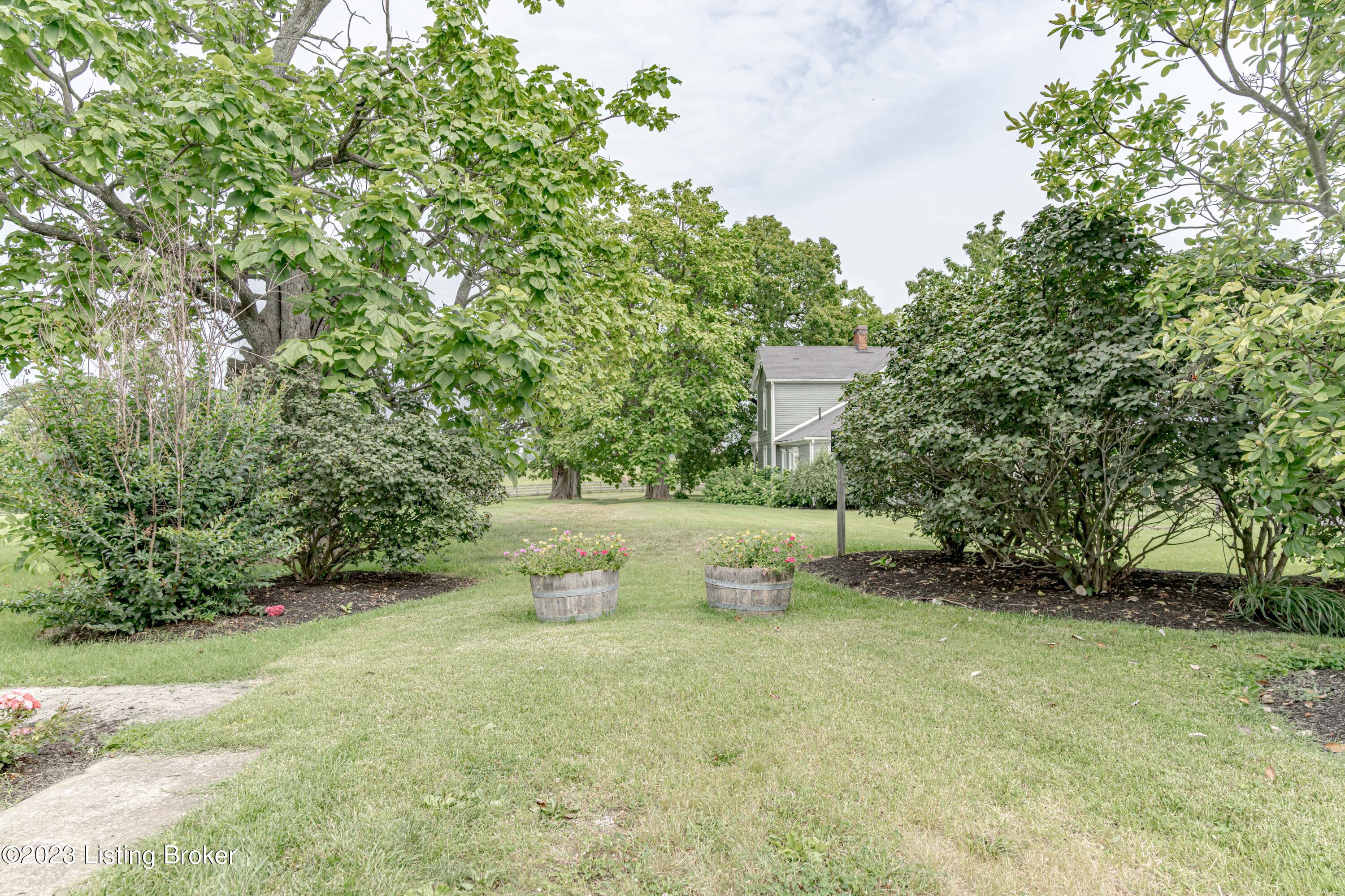 855 Drennon Road New Castle, KY 40050 - Photo 114 of 117 Grounds5