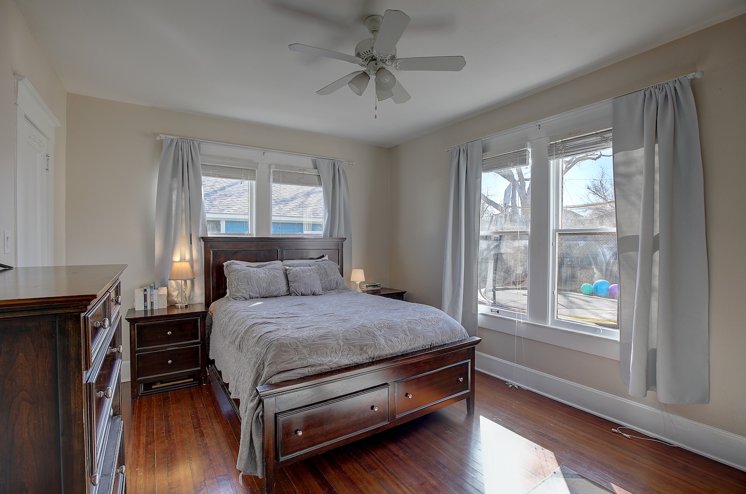 1305 South Elm Street Georgetown, TX 78626 - Photo 18 of 35