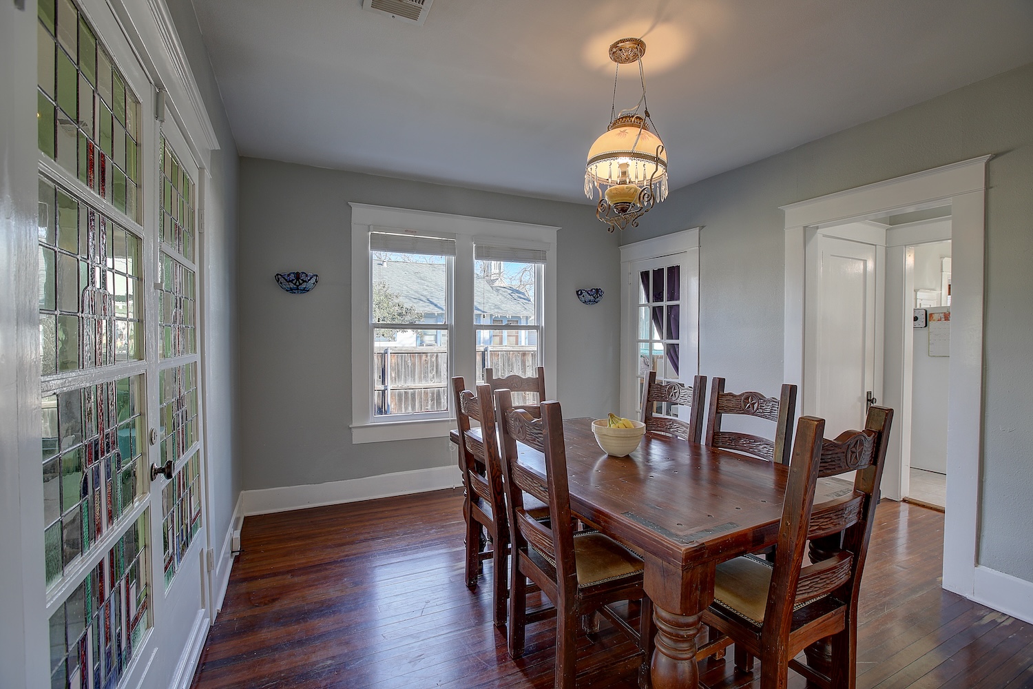 1305 South Elm Street Georgetown, TX 78626 - Photo 9 of 35