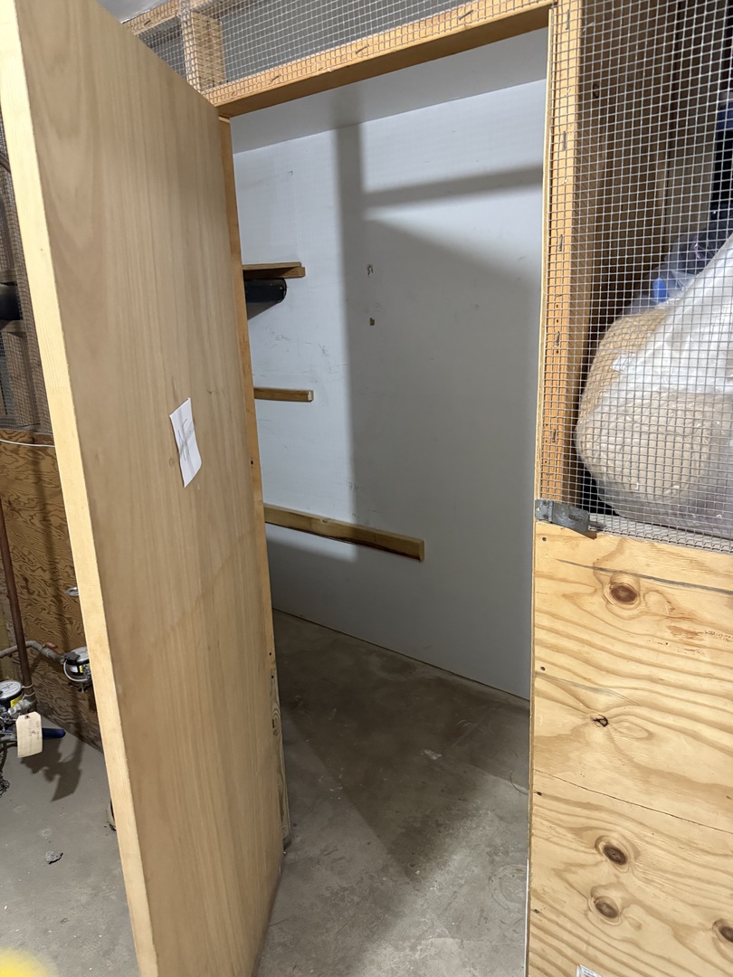 4208 Central Road, Unit 4F Glenview, IL 60025 - Photo 10 of 11 a view of front door