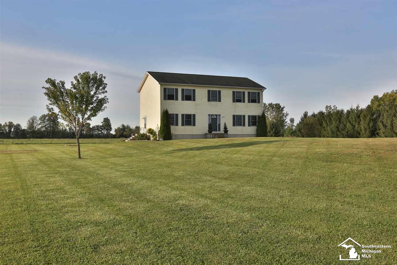 18277 Kent Road Dundee, MI 48131 - Photo 1 of 26
