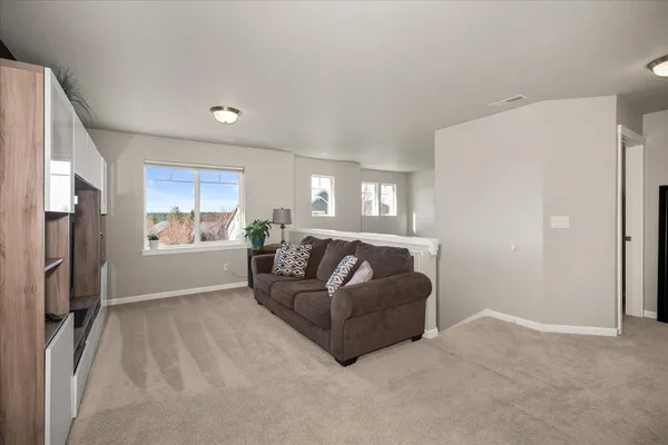 $539,900 | 5433 South Ravencrest Drive, Spokane, WA 99224