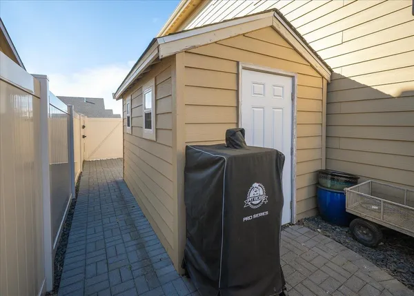 $539,900 | 5433 South Ravencrest Drive, Spokane, WA 99224