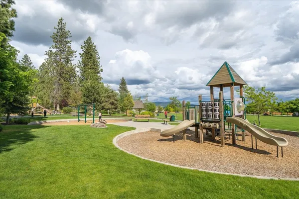 $539,900 | 5433 South Ravencrest Drive, Spokane, WA 99224