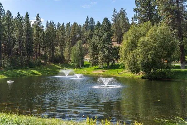 $539,900 | 5433 South Ravencrest Drive, Spokane, WA 99224