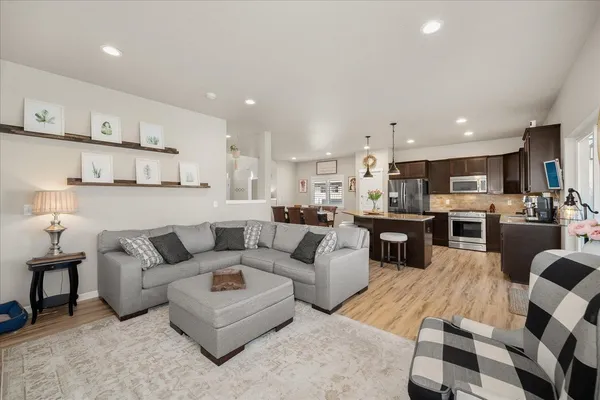 $539,900 | 5433 South Ravencrest Drive, Spokane, WA 99224