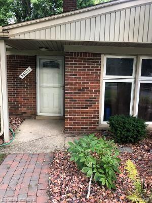 28232 Hawberry Road Farmington Hills, MI 48331 - Photo 3 of 22