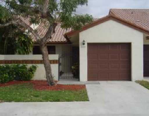 409 Buttonwood Place, Unit 1 Boca Raton, FL 33431 - Photo 1 of 3 Primary Photo