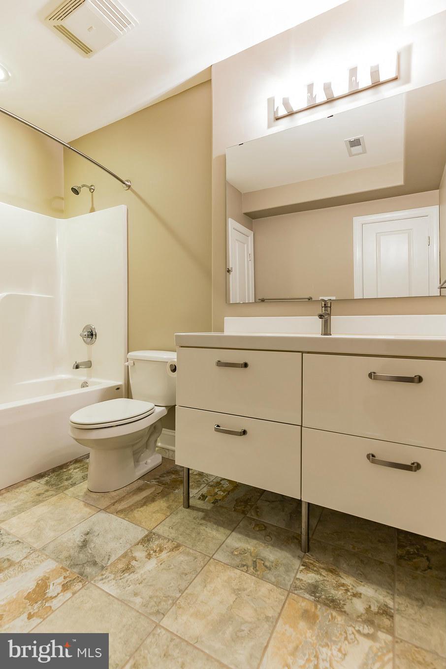 45261 Daniels Road Hollywood, MD 20636 - Photo 27 of 30 Full bath 3