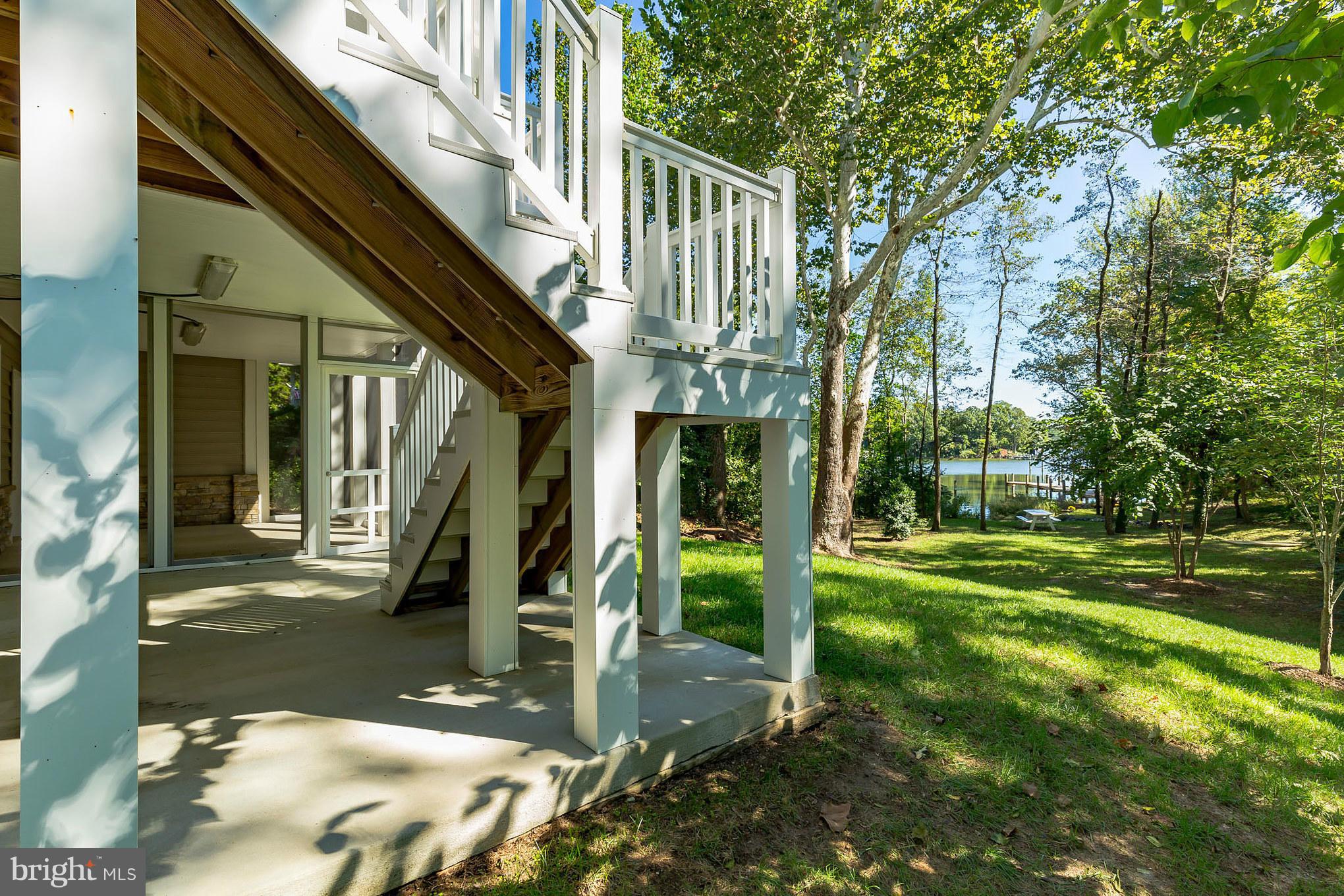 45261 Daniels Road Hollywood, MD 20636 - Photo 30 of 30 Walk out to pier