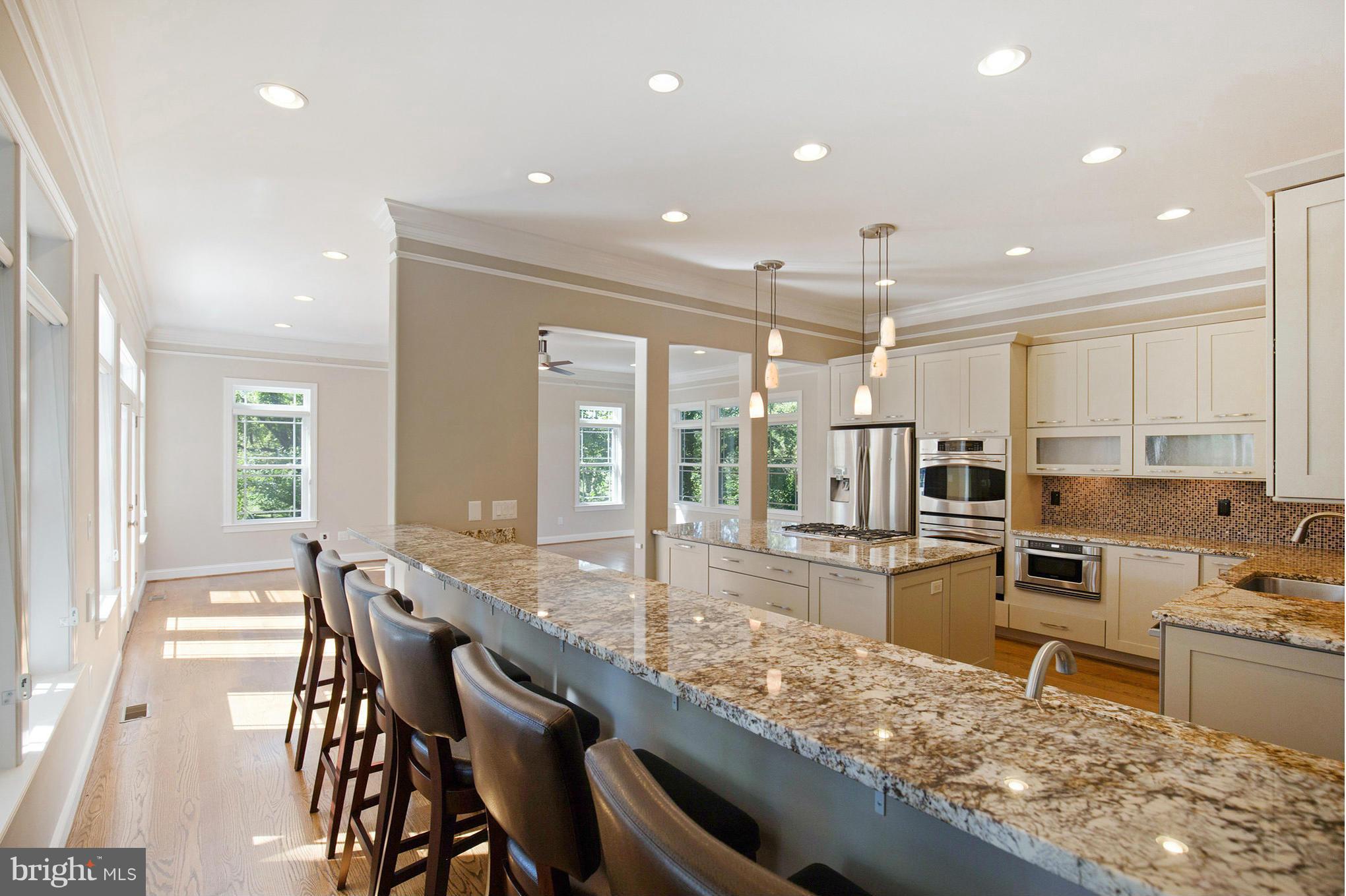 45261 Daniels Road Hollywood, MD 20636 - Photo 7 of 30 Gourmet kitchen