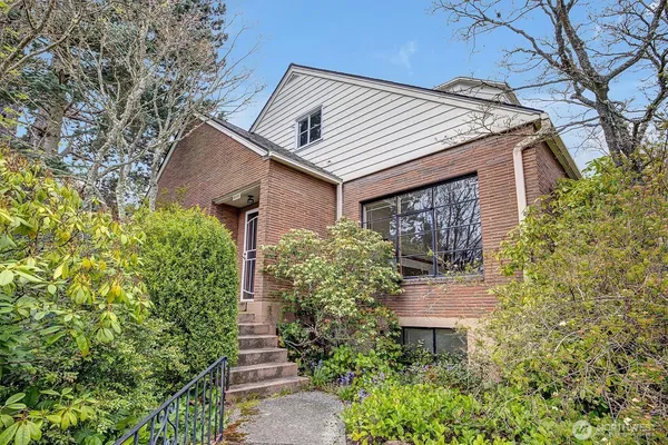$1,760,000 | 3002 Northwest 70th Street, Seattle, WA 98117
