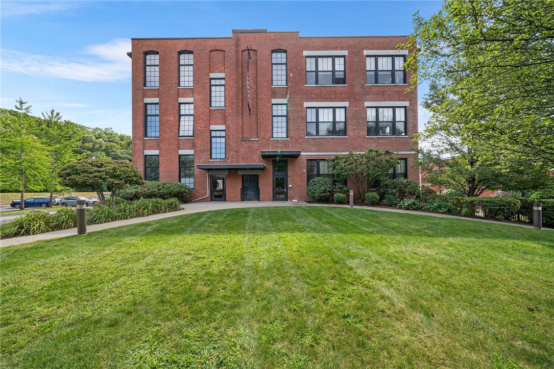 685 Social Street, Unit 308 Woonsocket, RI 02895 - Photo 25 of 27