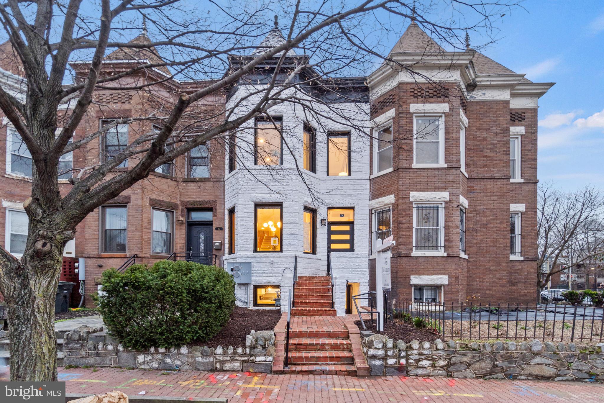 92 R Street Northwest Washington, DC 20001 - Photo 1 of 36 front view of a building