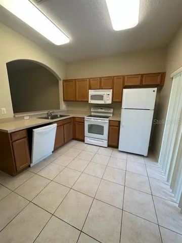 $1,700 | 4180 Shadetree Lane, Lakeland, FL 33812