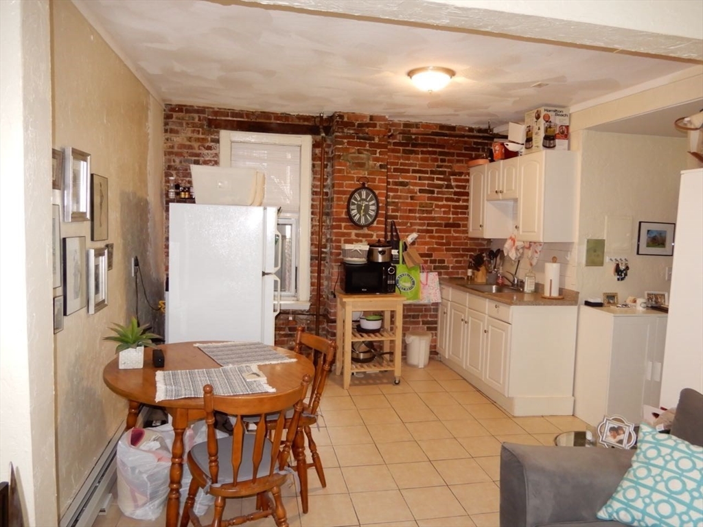 274 Cambridge, Unit 4 Boston, MA 02114 - Photo 3 of 12