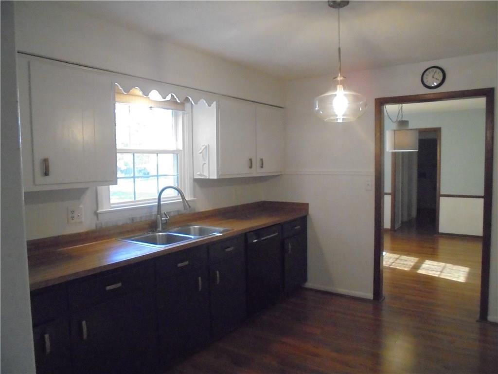 201 Harmony Road Carmel, IN 46032 - Photo 6 of 11 Gallery Image 6