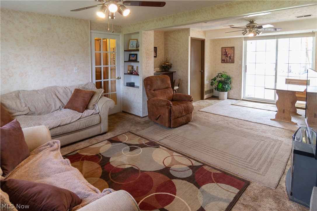 188 Howland Wilson Road Northeast Warren, OH 44484 - Photo 2 of 8 Gallery Image 2