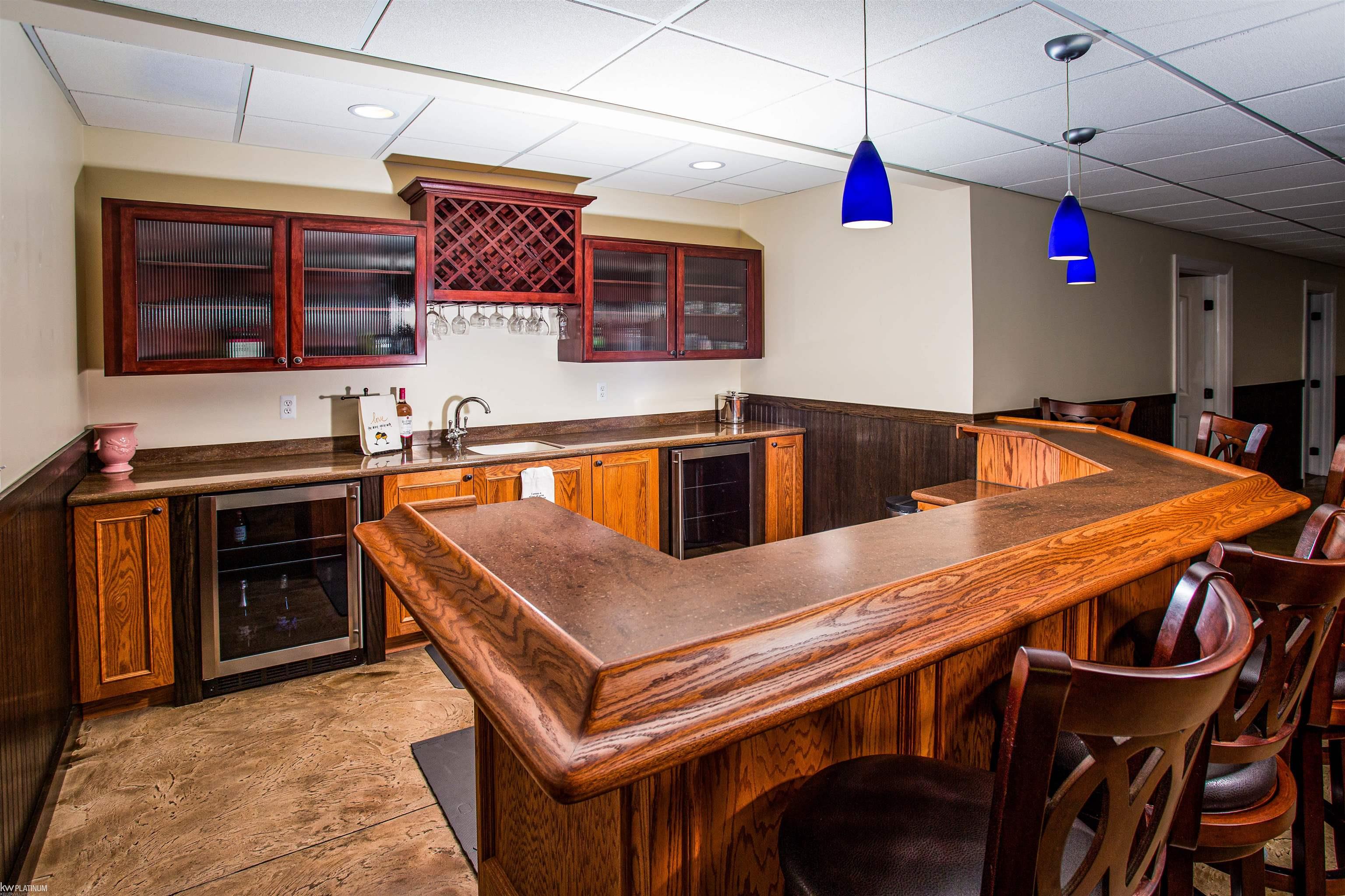 6431 Genaw Road Algonac, MI 48001 - Photo 28 of 65 Wet Bar