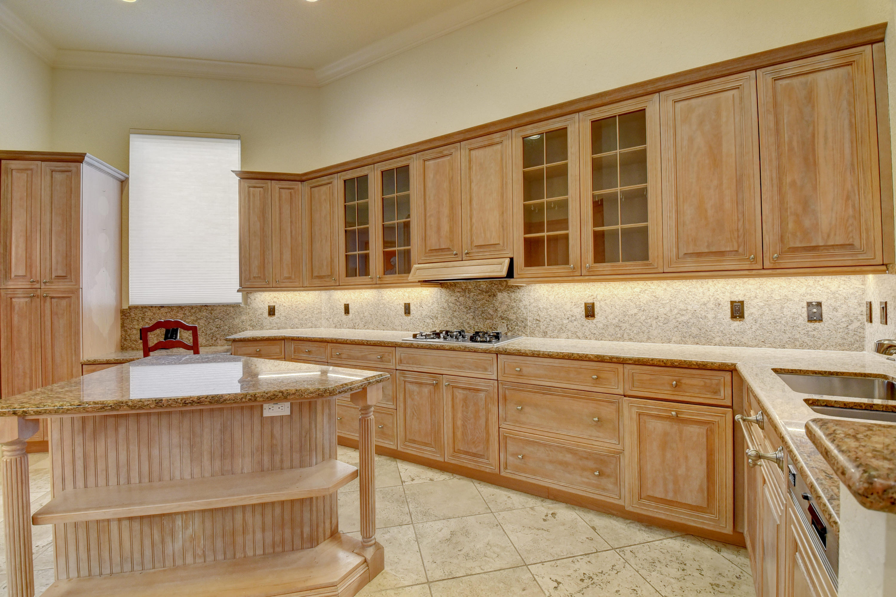 6484 Enclave Way Boca Raton, FL 33496 - Photo 13 of 34 Kitchen - 3