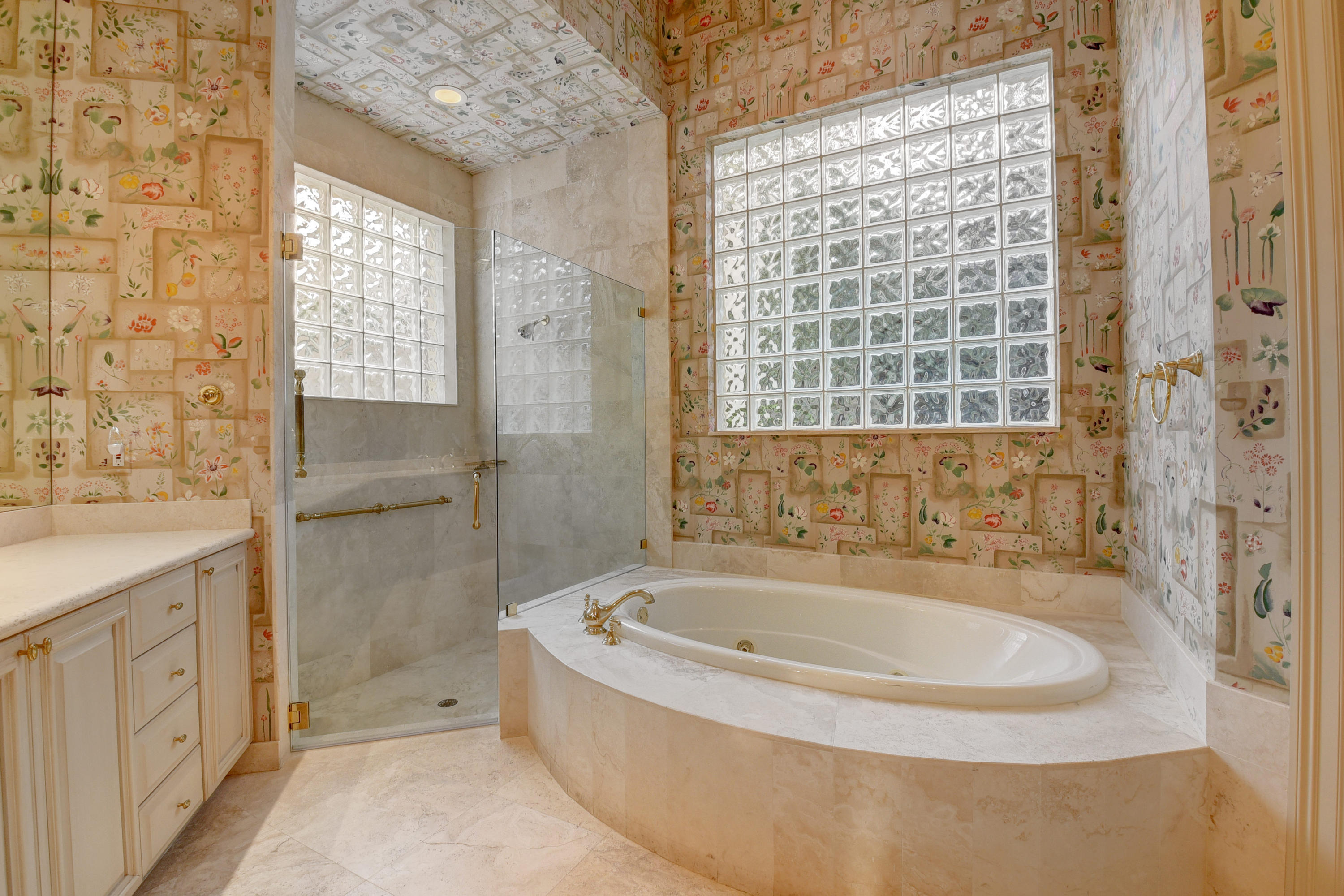 6484 Enclave Way Boca Raton, FL 33496 - Photo 21 of 34 Master Bathroom - 2