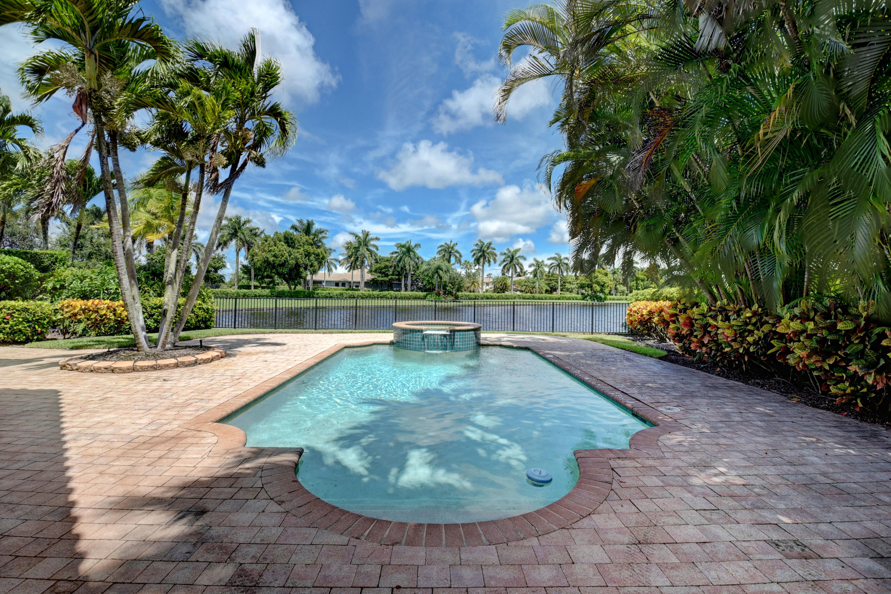 6484 Enclave Way Boca Raton, FL 33496 - Photo 3 of 34 Pool - 1